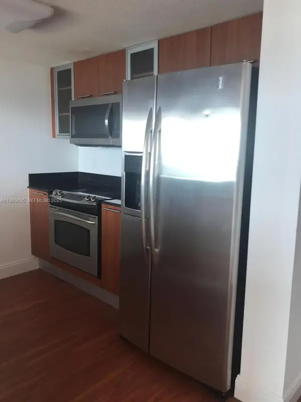 1800 N Bayshore Drive #3910, Miami, FL 33132