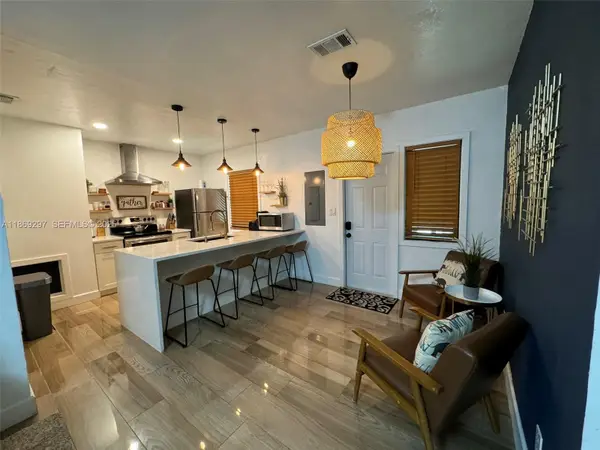 207 SW 11th Street, Fort Lauderdale, FL 33315