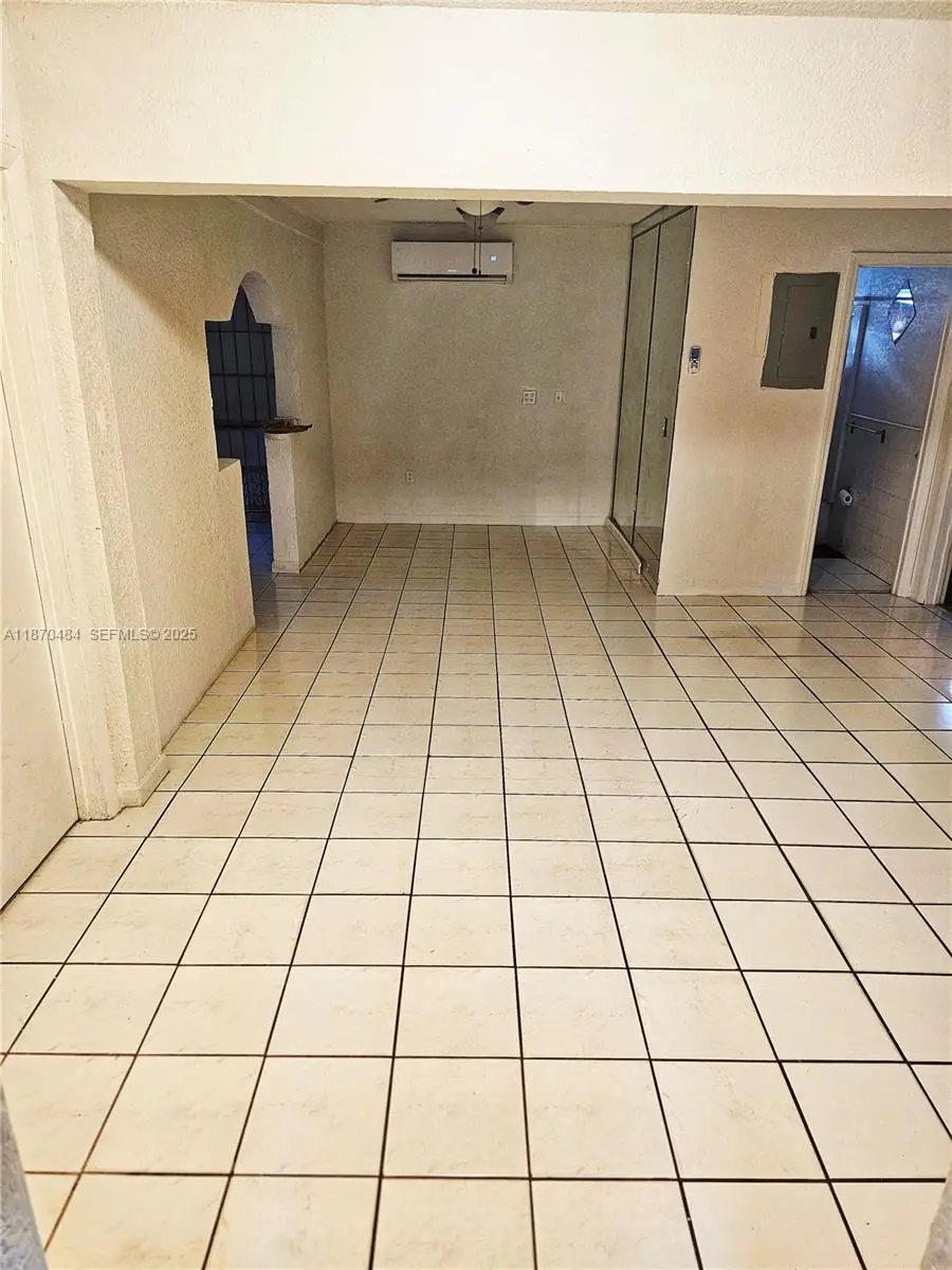 109 NW 28th Terrace, Fort Lauderdale, FL 33311 - #2