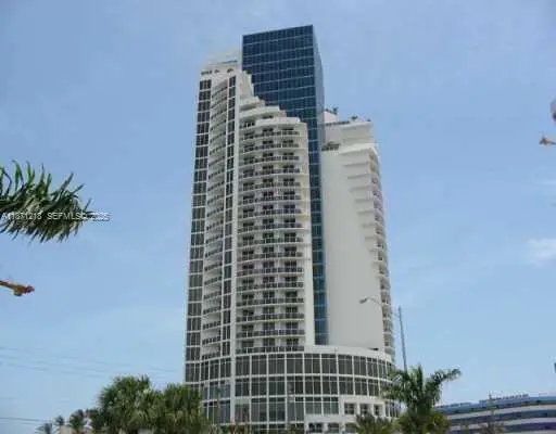 18001 Collins Avenue #1801, Sunny Isles Beach, FL 33160