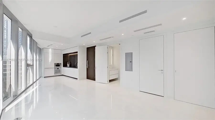 300 Biscayne Blvd Way #506E, Miami, FL 33131 - #2