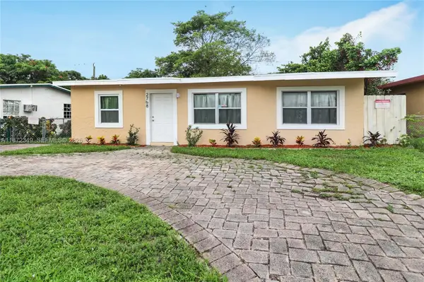 2768 NW 5th Street, Pompano Beach, FL 33069
