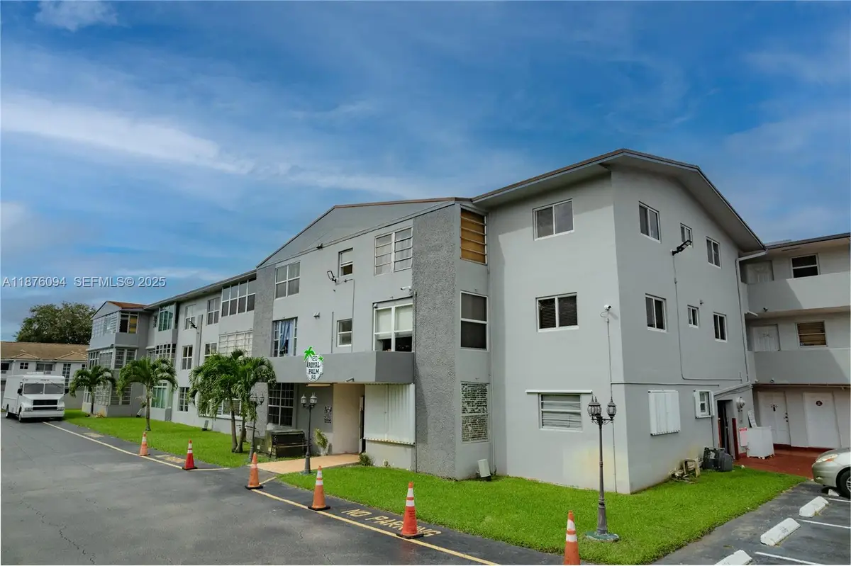 120 Royal Palm Road #315, Hialeah Gardens, FL 33016 - #1
