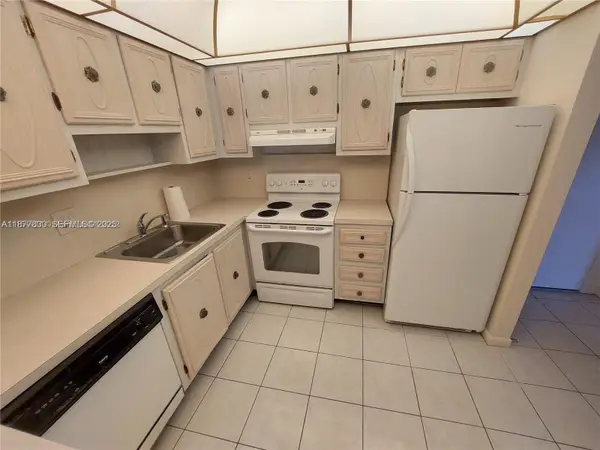 257 S Cypress Road #438, Pompano Beach, FL 33060