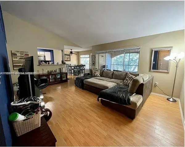 2445 NW 33rd Street #1413, Oakland Park, FL 33309