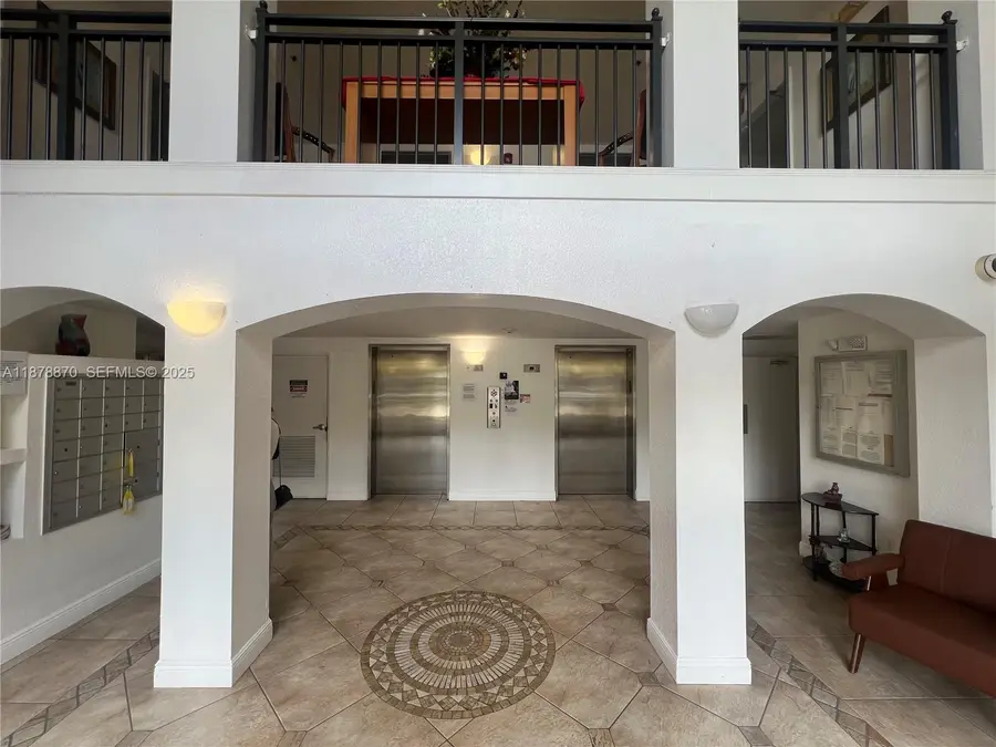 9340 Fontainebleau Boulevard #W206, Miami, FL 33172 - #3