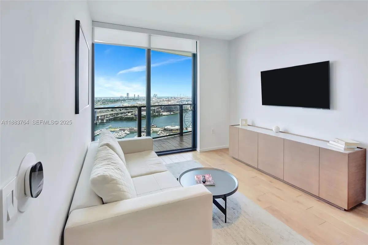 398 NE 5th Street #2410, Miami, FL 33132 - #1
