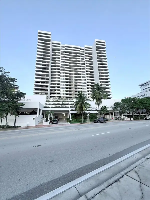 2555 Collins Avenue #2112, Miami Beach, FL 33140