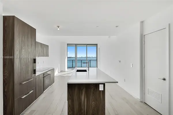 480 NE 31st Street #904, Miami, FL 33137
