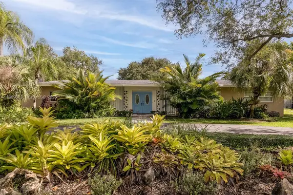 8241 SW 142nd Street, Palmetto Bay, FL 33158