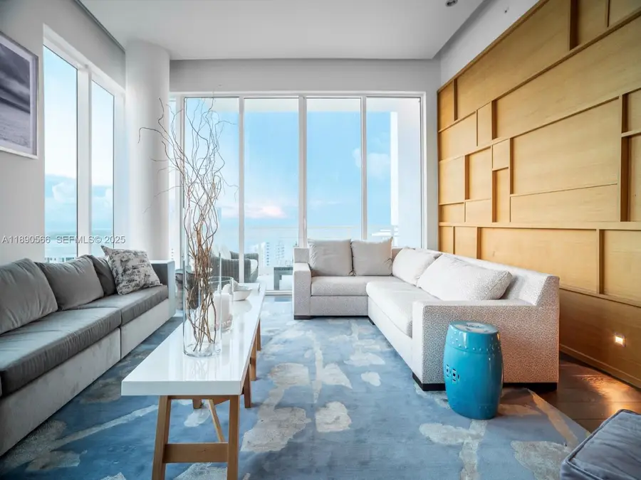 900 Brickell Key Boulevard #2204, Miami, FL 33131 - #2