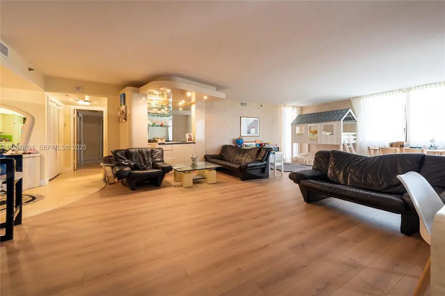 Address Withheld By Seller, Bal Harbour, FL 33154 - #2