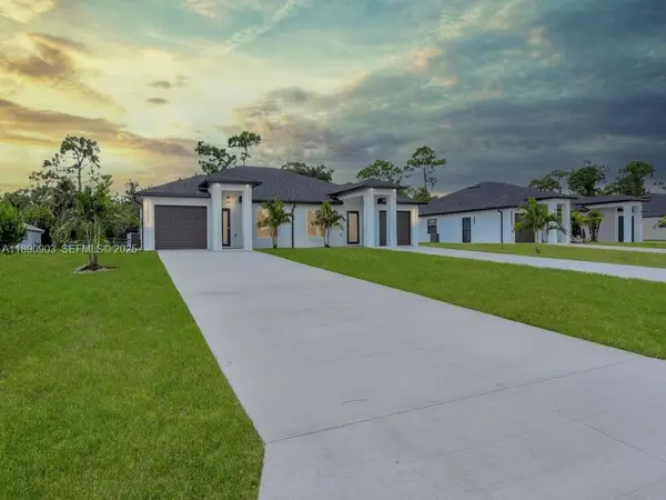 4913/4915 S Leonard S Boulevard, Lehigh Acres, FL 33973