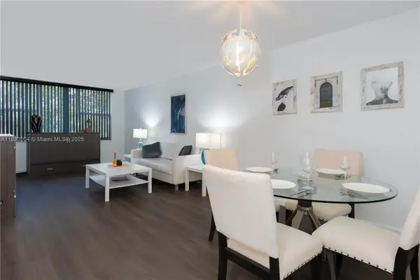 17890 W Dixie Highway #319, North Miami Beach, FL 33160