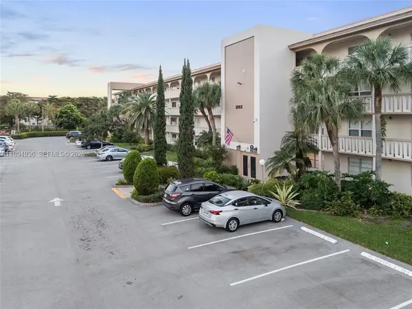 2202 Lucaya Bend #L3, Coconut Creek, FL 33066