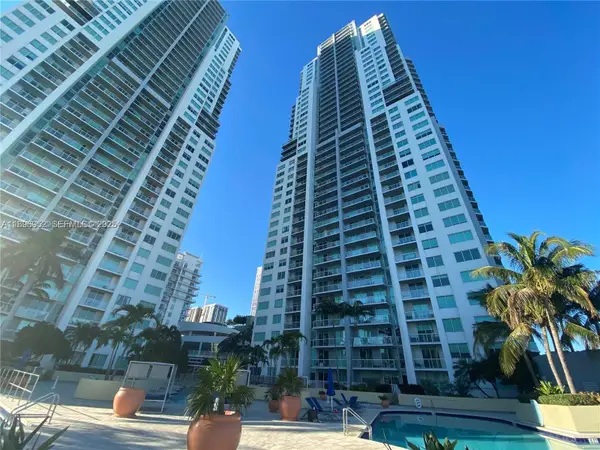 244 Biscayne Boulevard #3708, Miami, FL 33132