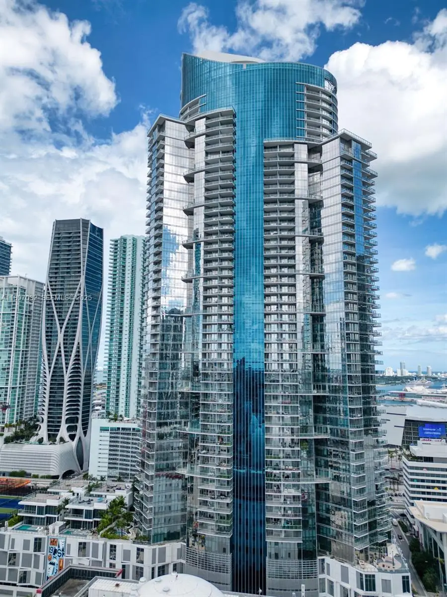 851 NE 1st Avenue #806, Miami, FL 33132 - #2