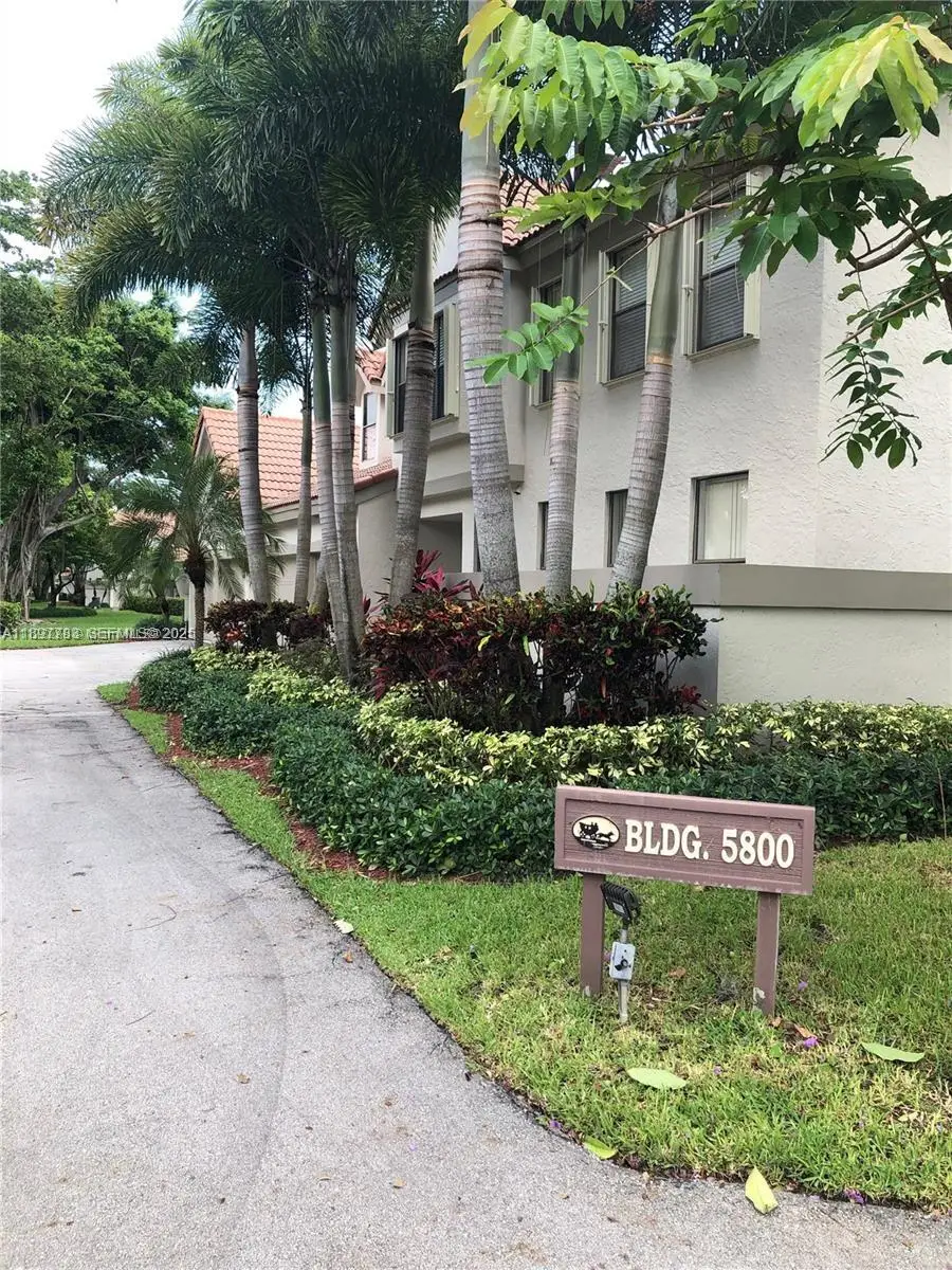 5800 Coach House Circle #E, Boca Raton, FL 33486 - #2