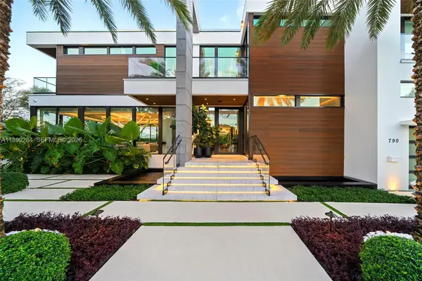 790 Lake Road, Miami, FL 33137