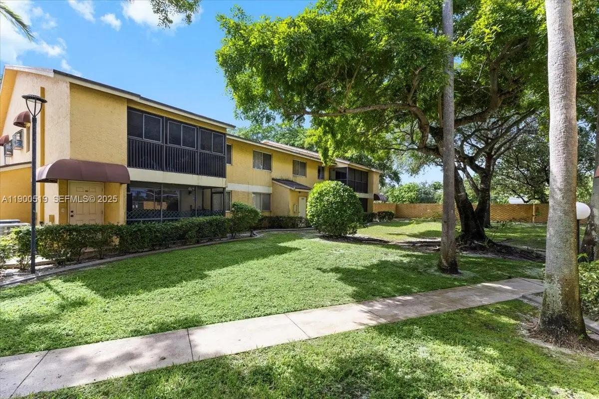3047 N Oakland Forest Drive #204, Oakland Park, FL 33309 - #1
