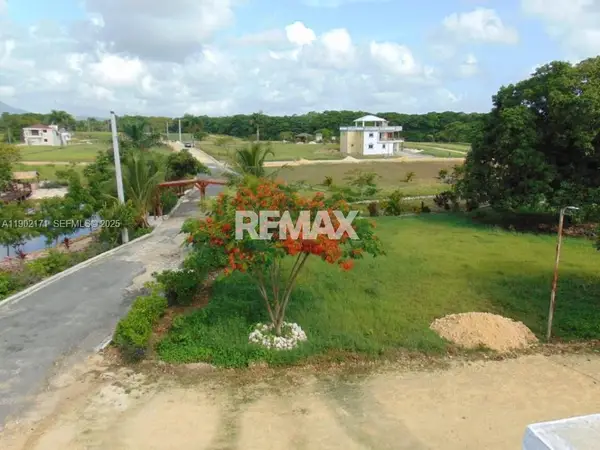 Address Withheld By Seller, ,  
