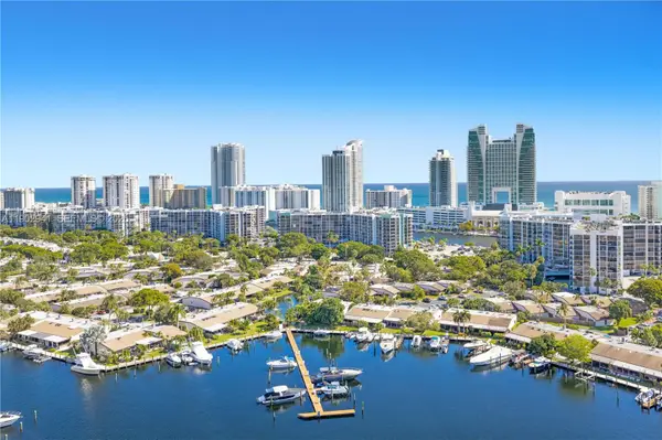 300 Three Islands Boulevard #PH2A, Hallandale Beach, FL 33009