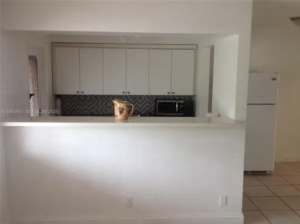 1816 Mckinley Street #12A, Hollywood, FL 33020