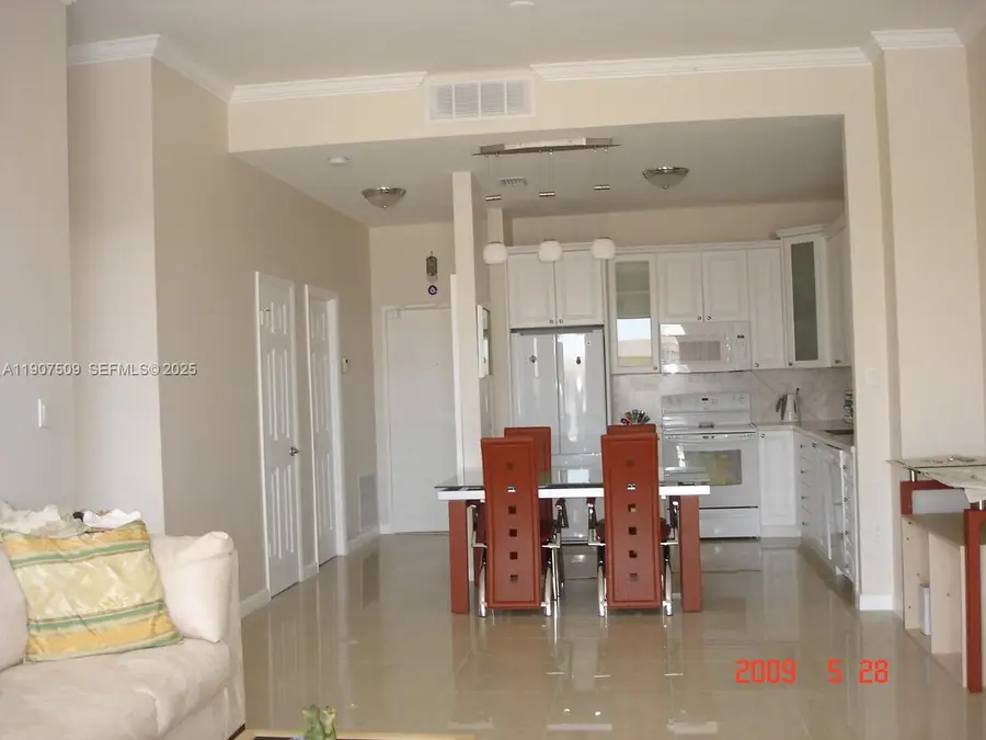 18061 Biscayne Boulevard #PH03, Aventura, FL 33160 - #2