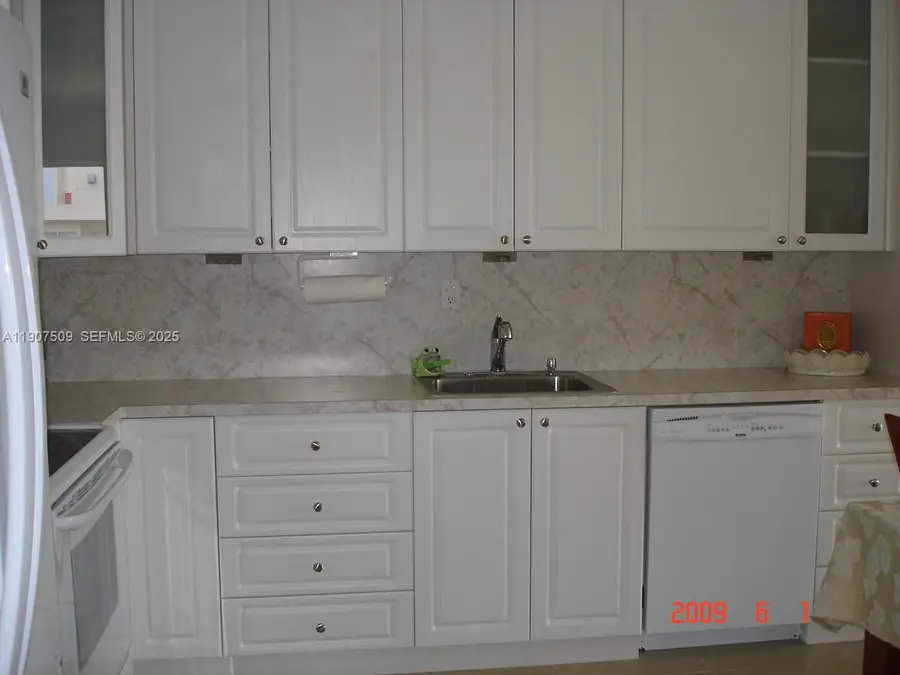 18061 Biscayne Boulevard #PH03, Aventura, FL 33160 - #3