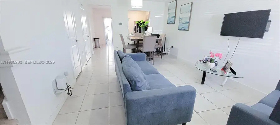 544 NE 5th Street, Florida City, FL 33034 - #3
