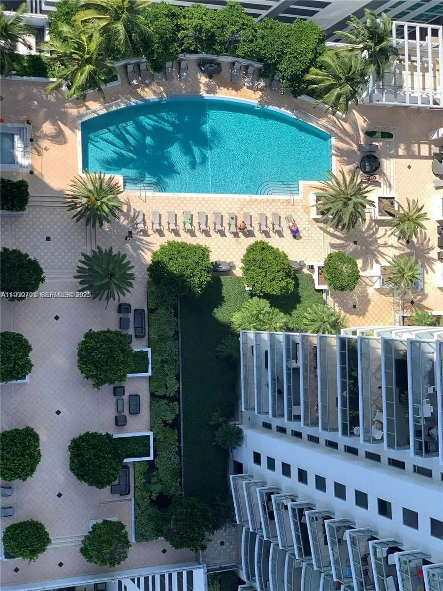 1060 Brickell Avenue #1701, Miami, FL 33131 - #3