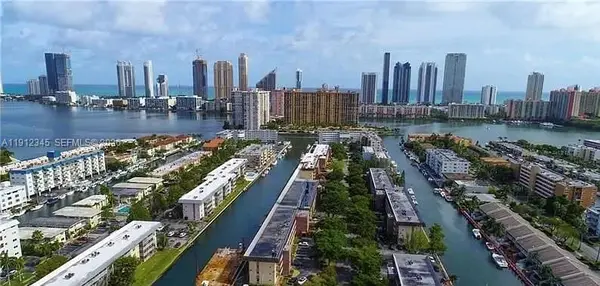 3551 NE 169th Street #306, North Miami Beach, FL 33160