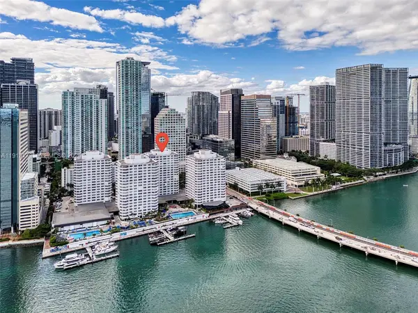 825 Brickell Bay Drive #1942, Miami, FL 33131