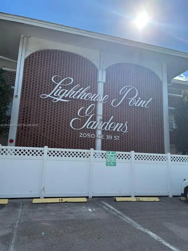 2050 NE 39th Street #311, Lighthouse Point, FL 33064