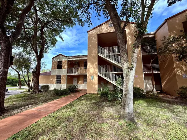 8246 NW 24th Street #8246, Coral Springs, FL 33065