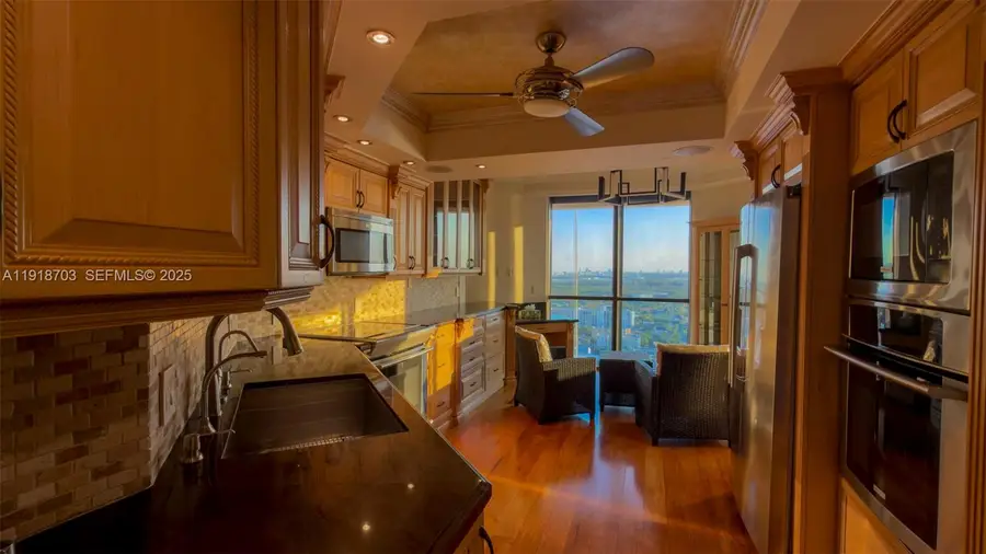 2000 Island Boulevard #3004, Aventura, FL 33160 - #3
