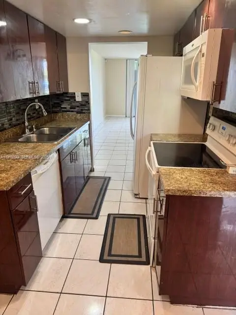 3361 NW 47th Terrace #134, Lauderdale Lakes, FL 33319