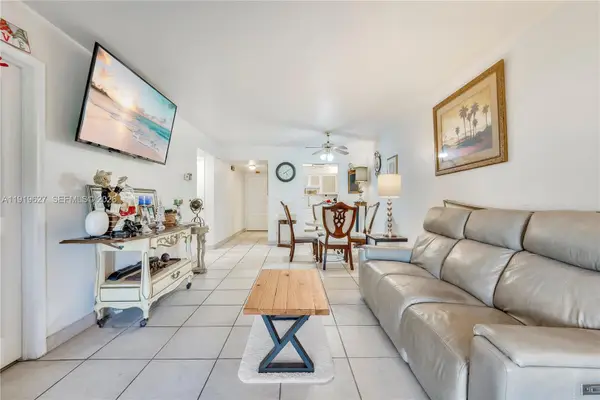 8901 NW 38th Drive #106, Coral Springs, FL 33065