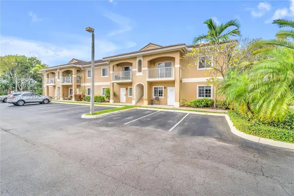 4950 Washington Street #1, Hollywood, FL 33021