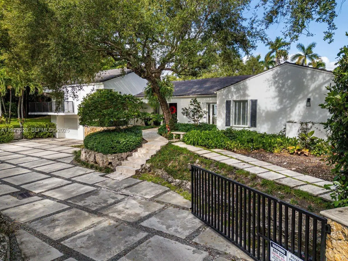 7000 Robles Street, Coral Gables, FL 33143 - #1