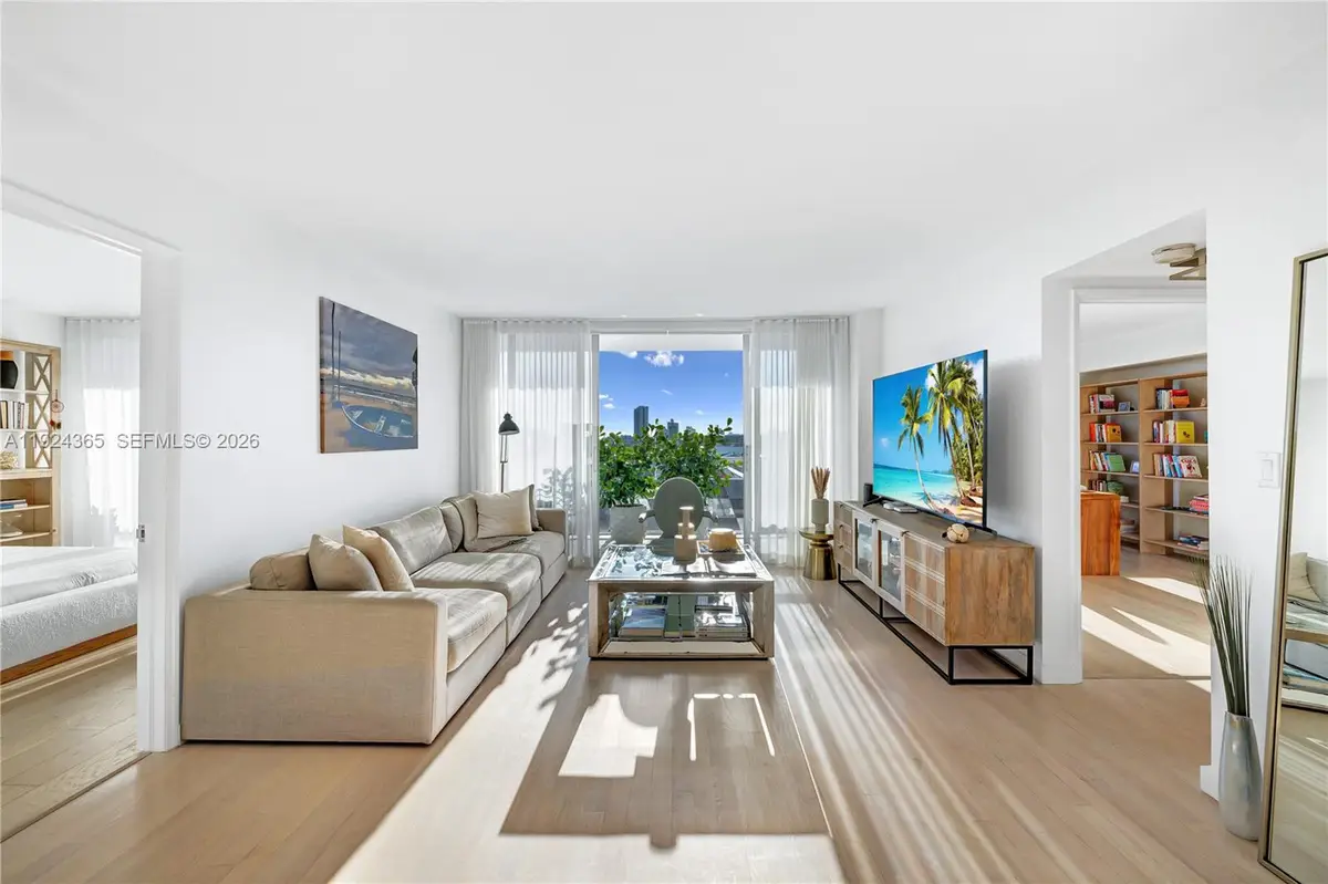 1800 Sunset Harbour Drive #803, Miami Beach, FL 33139 - #1