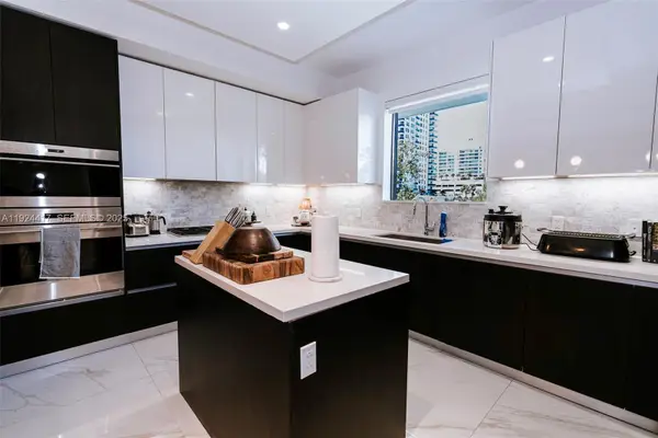 3040 N Ocean Boulevard #N105, Fort Lauderdale, FL 33308