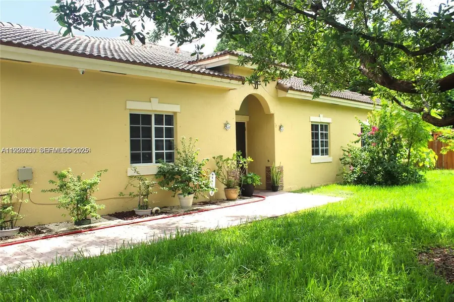 1209 NE 32nd Avenue, Homestead, FL 33033 - #2