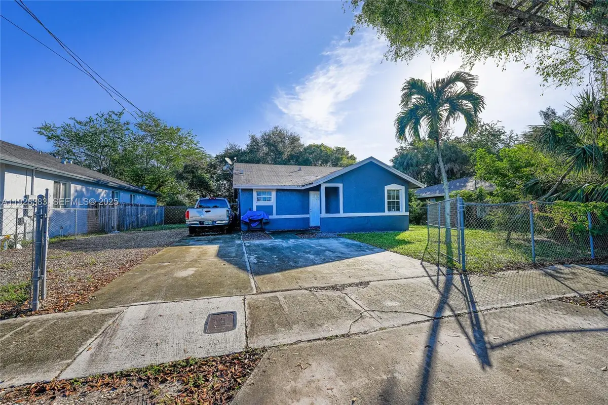 634 NW 15th Avenue, Fort Lauderdale, FL 33311 - #1