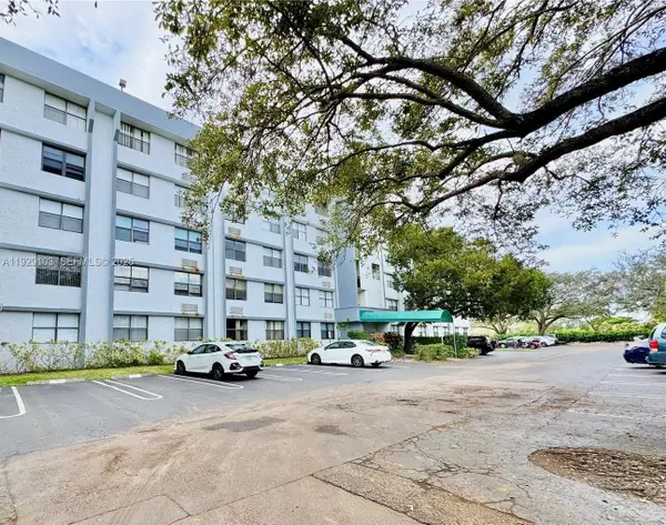 2501 Riverside Drive #207-A, Coral Springs, FL 33065