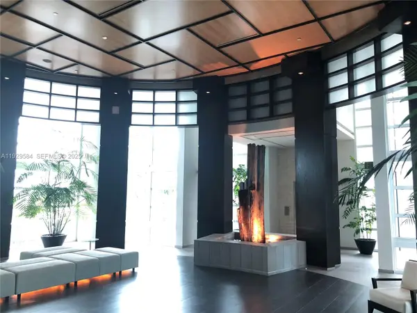 900 Brickell Key Boulevard #1602, Miami, FL 33131