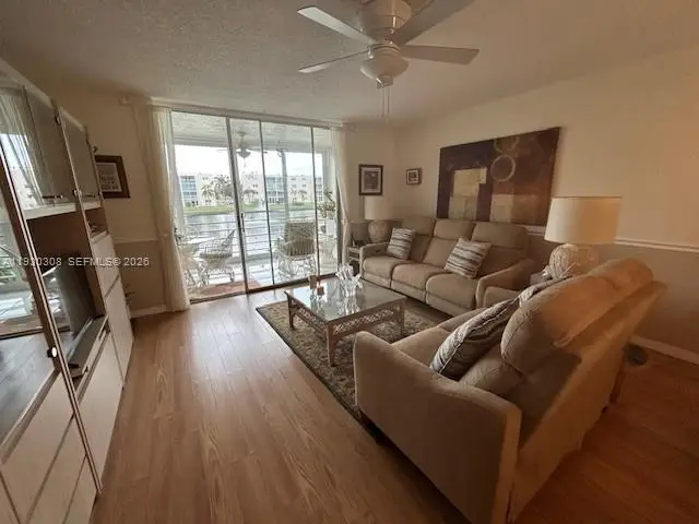 324 SE 10th Street #207, Dania Beach, FL 33004 - #2