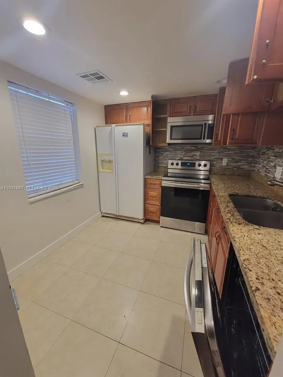 4321 NW 9th Avenue #102, Deerfield Beach, FL 33064 - #2