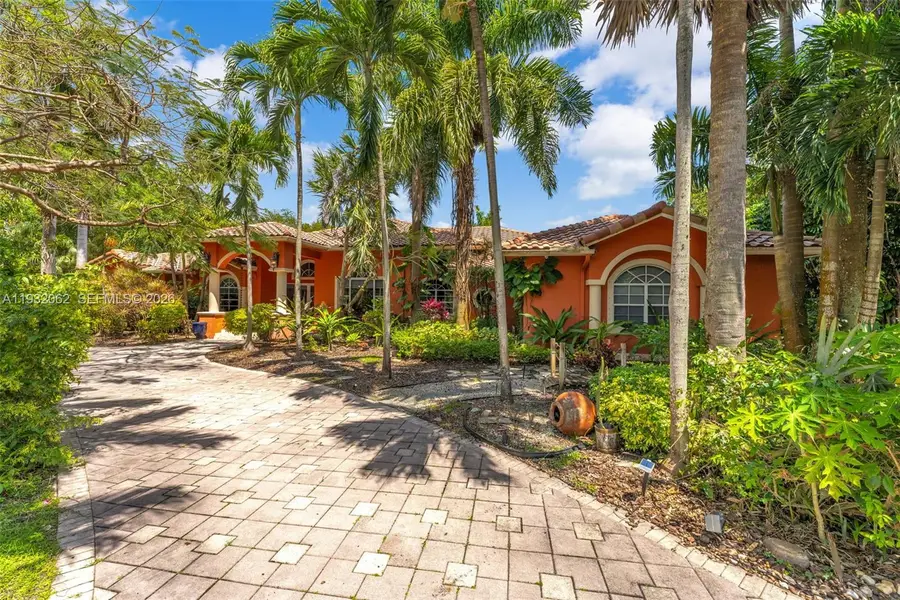11825 S Mitchell Manor Circle, Pinecrest, FL 33156 - #3