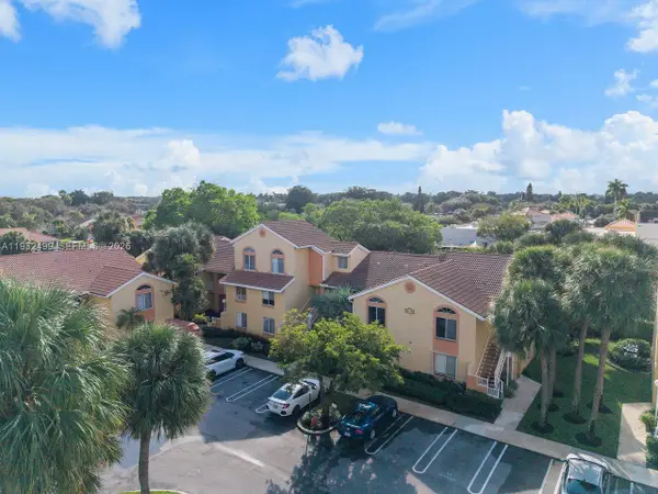 929 Coral Club Drive #929, Coral Springs, FL 33071